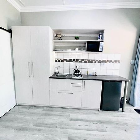 Madeira Bed Hotel Queenstown Bagian luar foto