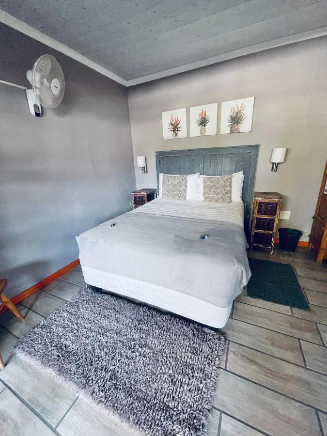 Madeira Bed Hotel Queenstown Bagian luar foto