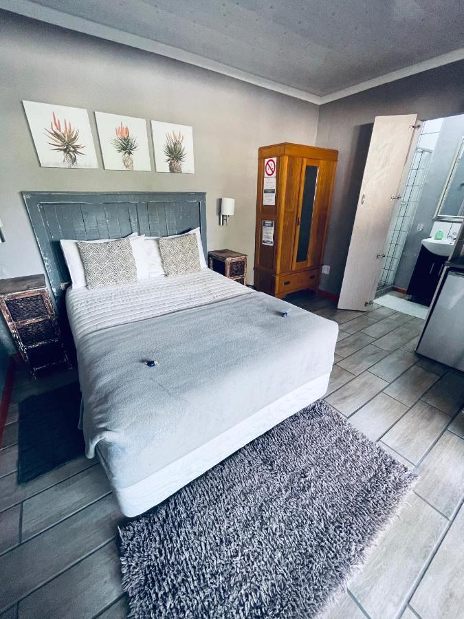 Madeira Bed Hotel Queenstown Bagian luar foto