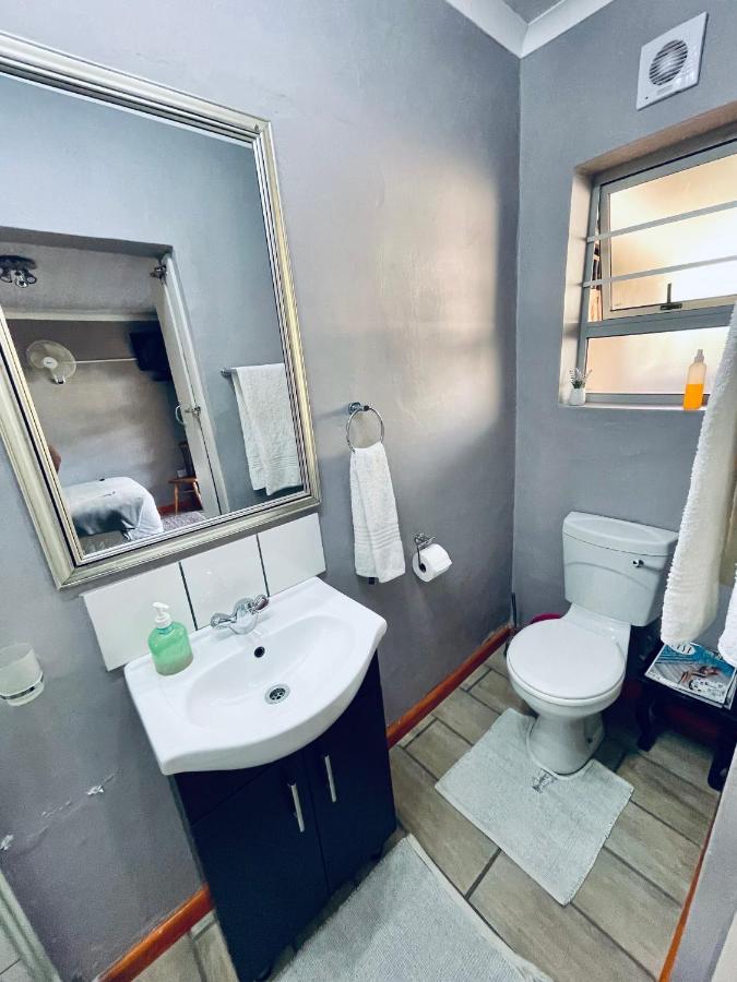 Madeira Bed Hotel Queenstown Bagian luar foto