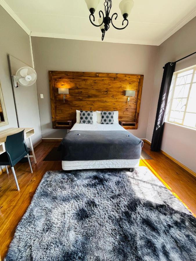 Madeira Bed Hotel Queenstown Bagian luar foto