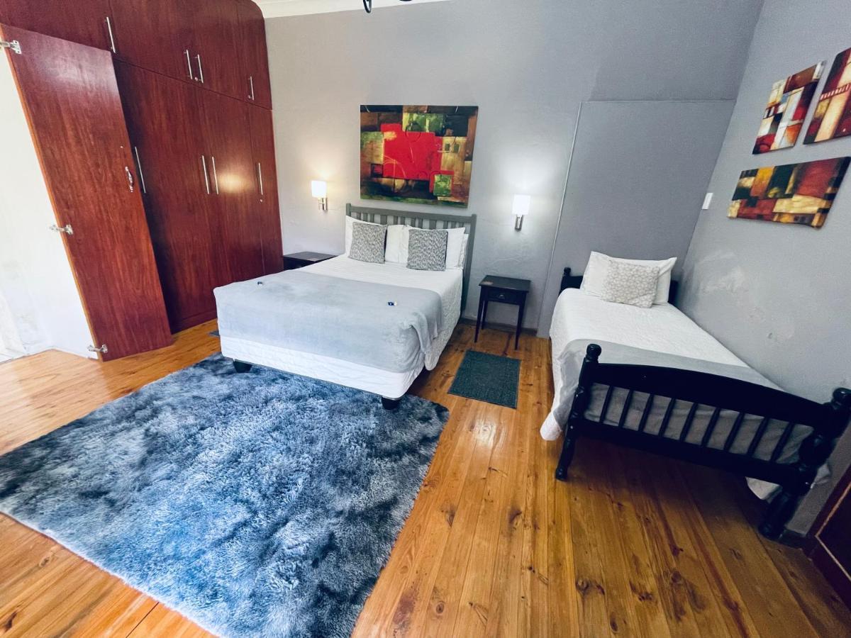 Madeira Bed Hotel Queenstown Bagian luar foto